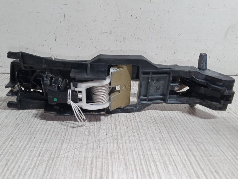 Recambio de maneta exterior puerta delantera derecha para daimler c 270 cdi referencia OEM IAM   