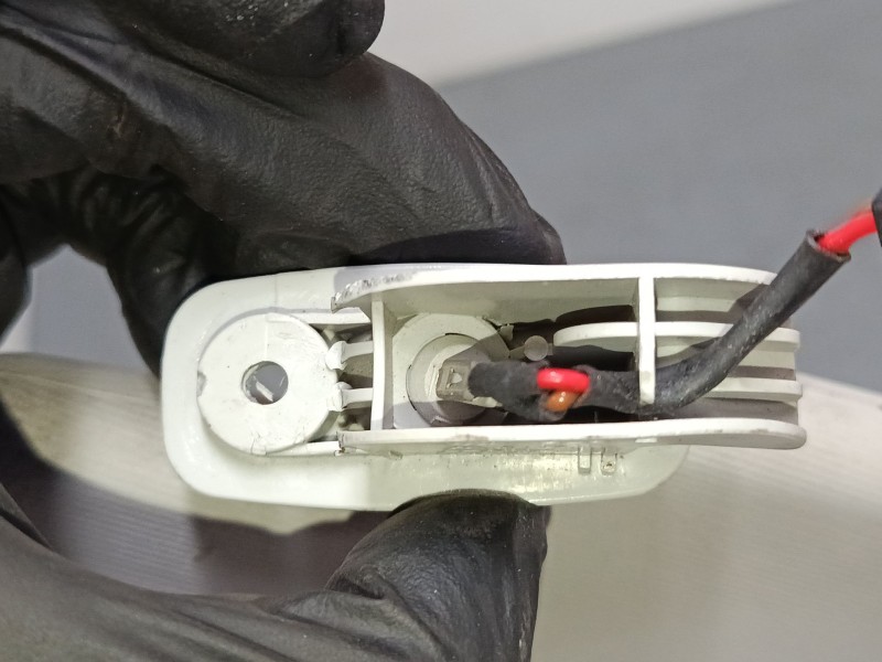 Recambio de parasol derecho para volkswagen golf iv (1j1) 1.9 sdi referencia OEM IAM   