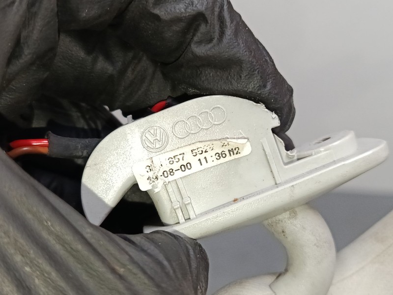 Recambio de parasol derecho para volkswagen golf iv (1j1) 1.9 sdi referencia OEM IAM   