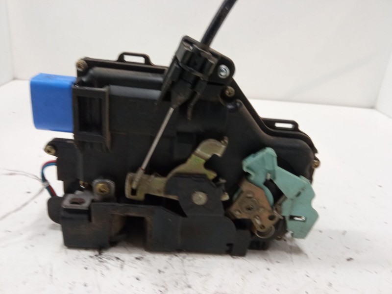 Recambio de cerradura puerta delantera derecha para seat toledo iii (5p2) 1.9 tdi referencia OEM IAM CM21900043102  