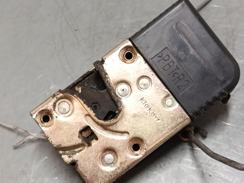 Recambio de cerradura puerta delantera derecha para peugeot expert (224_) 2.0 hdi referencia OEM IAM   