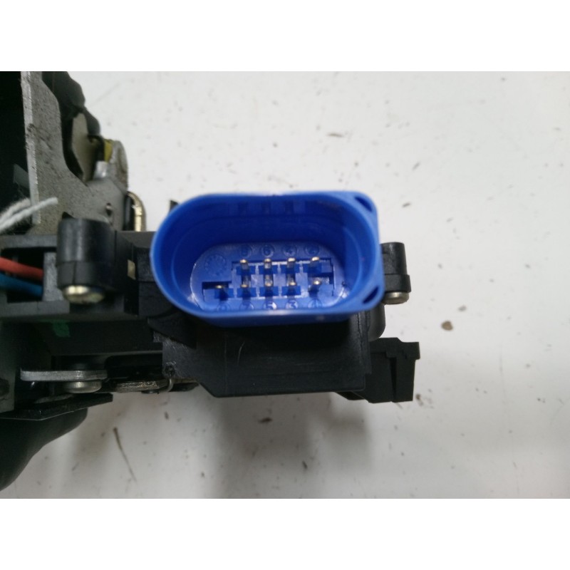 Recambio de cerradura puerta delantera derecha para volkswagen golf plus v (5m1, 521) 1.9 tdi referencia OEM IAM 3D1837016  