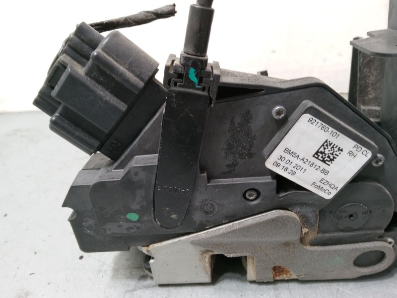 Recambio de cerradura puerta delantera derecha para ford focus iii 1.6 tdci referencia OEM IAM 921760101  