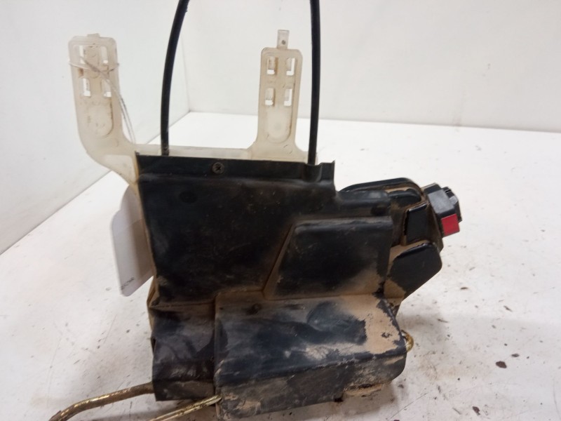 Recambio de cerradura puerta delantera derecha para hyundai tucson (jm) 2.0 crdi referencia OEM IAM   