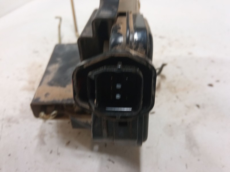 Recambio de cerradura puerta delantera derecha para hyundai tucson (jm) 2.0 crdi referencia OEM IAM   