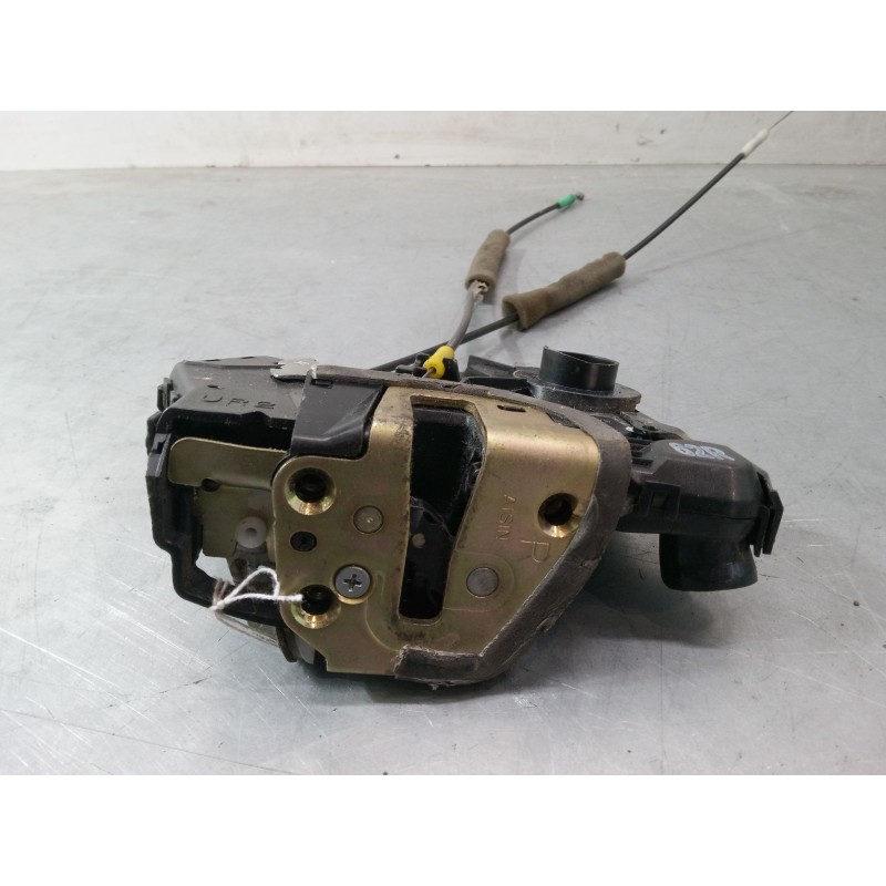 Recambio de cerradura puerta delantera derecha para toyota corolla verso (zer_, zze12_, r1_) 1.8 (znr11_) referencia OEM IAM   