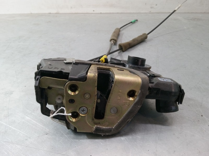 Recambio de cerradura puerta delantera derecha para toyota corolla verso (zer_, zze12_, r1_) 1.8 (znr11_) referencia OEM IAM   