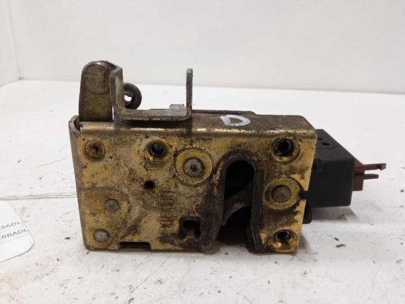 Recambio de cerradura puerta delantera derecha para citroën saxo (s0, s1) 1.5 d referencia OEM IAM   