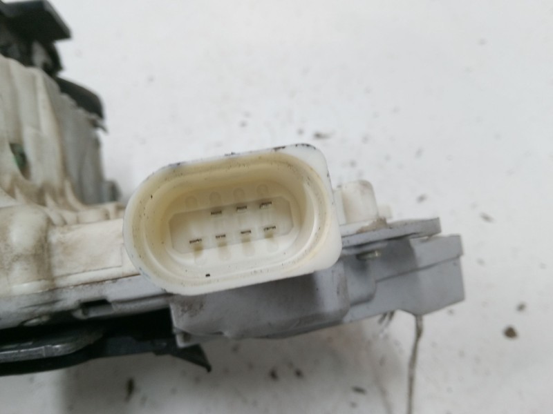 Recambio de cerradura puerta delantera derecha para audi a3 (8p1) 2.0 tdi 16v referencia OEM IAM 4F1837016  