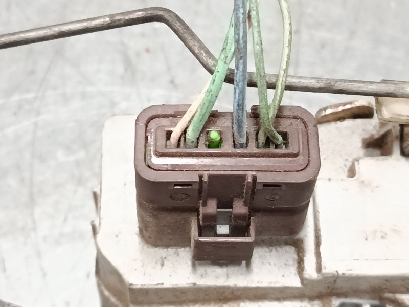 Recambio de cerradura puerta delantera derecha para peugeot partner monospace (5_, g_) 2.0 hdi referencia OEM IAM   