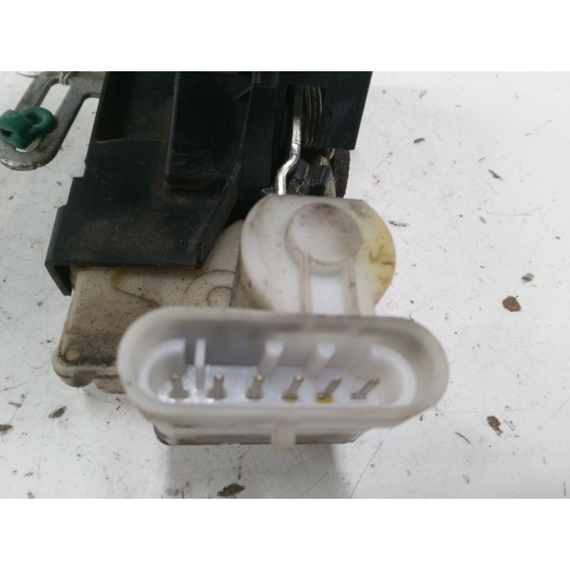 Recambio de cerradura puerta delantera derecha para fiat punto (188_) 1.9 jtd 80 (188.237, .257, .337, .357) referencia OEM IAM 