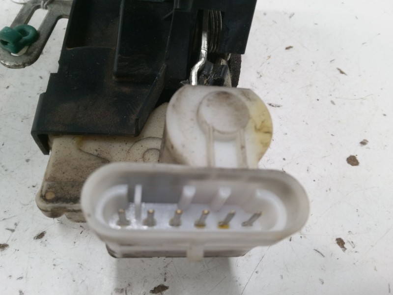 Recambio de cerradura puerta delantera derecha para fiat punto (188_) 1.9 jtd 80 (188.237, .257, .337, .357) referencia OEM IAM 