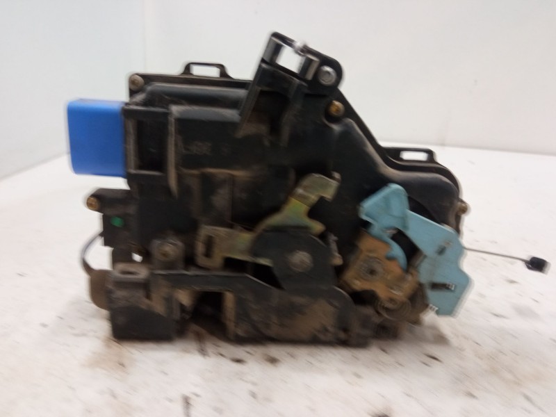 Recambio de cerradura puerta delantera derecha para seat altea (5p1) 1.9 tdi referencia OEM IAM CM21920004310  