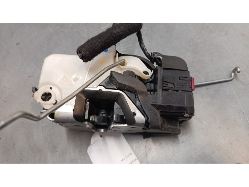 Recambio de cerradura puerta delantera derecha para opel astra j (p10) 1.4 turbo (68) referencia OEM IAM 13577984  