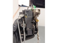 Recambio de cerradura puerta delantera derecha para renault master ii furgoneta (fd) 2.5 dci referencia OEM IAM    2