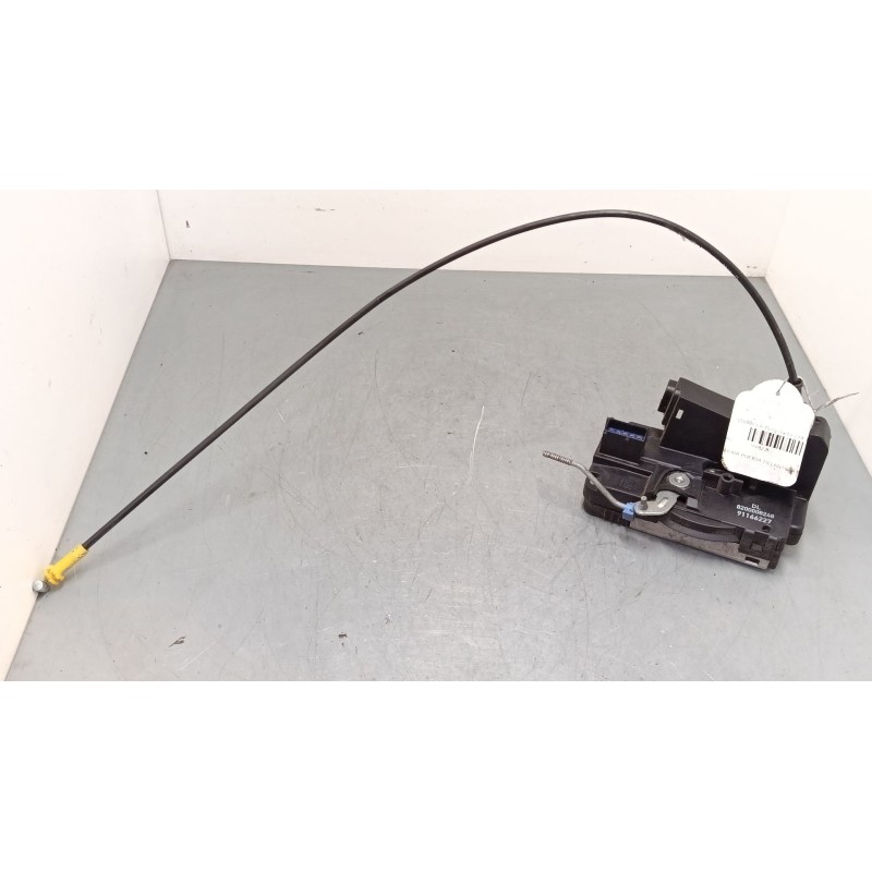 Recambio de cerradura puerta delantera derecha para opel vivaro a furgoneta (x83) 1.9 di (f7) referencia OEM IAM 8200008248  