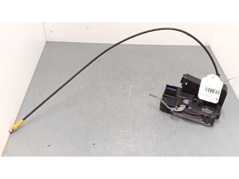 Recambio de cerradura puerta delantera derecha para opel vivaro a furgoneta (x83) 1.9 di (f7) referencia OEM IAM 8200008248  
