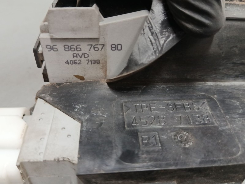 Recambio de cerradura puerta delantera derecha para citroën c6 (td_) 2.7 hdi referencia OEM IAM 9686676780  