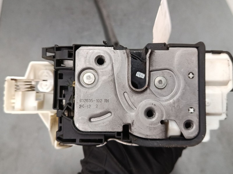 Recambio de cerradura puerta delantera derecha para volvo v40 hatchback (525) d2 referencia OEM IAM 31301422  