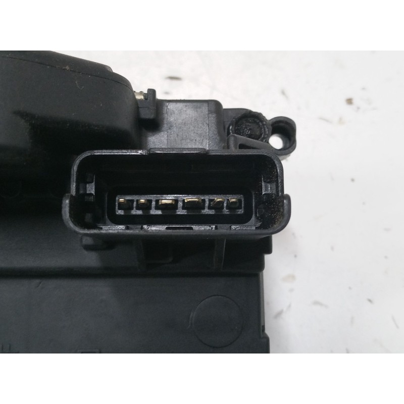 Recambio de cerradura puerta delantera derecha para renault kangoo be bop (kw0/1_) 1.5 dci 75 referencia OEM IAM 8200497604D  