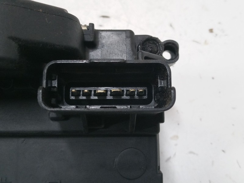 Recambio de cerradura puerta delantera derecha para renault kangoo be bop (kw0/1_) 1.5 dci 75 referencia OEM IAM 8200497604D  