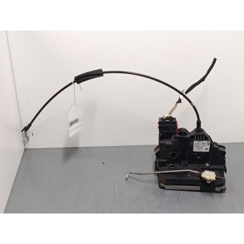 Recambio de cerradura puerta delantera derecha para opel corsa d (s07) 1.2 (l08, l68) referencia OEM IAM A048317  