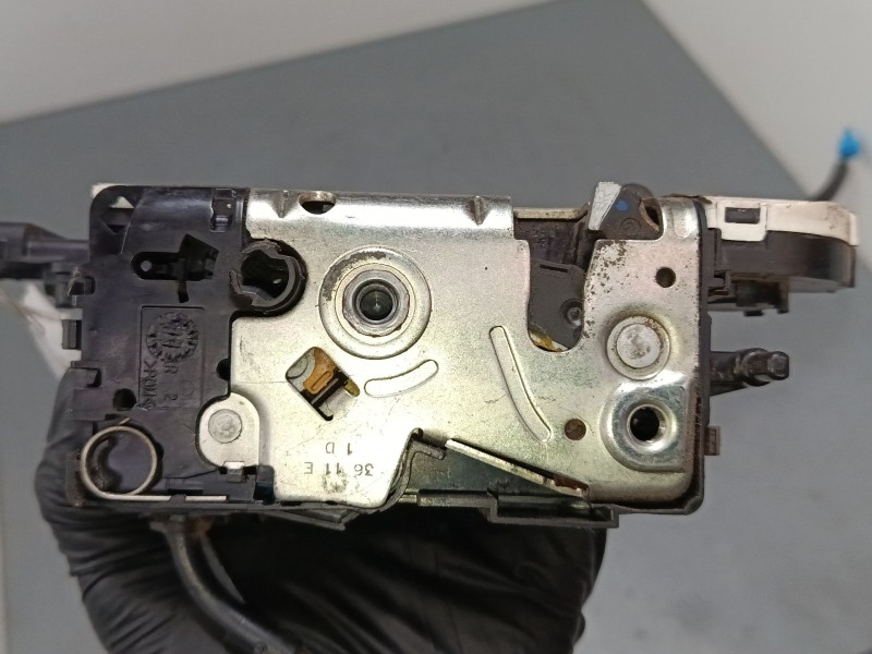 Recambio de cerradura puerta delantera derecha para citroën c4 grand picasso i (ua_) 1.6 hdi 110 referencia OEM IAM 24097816  