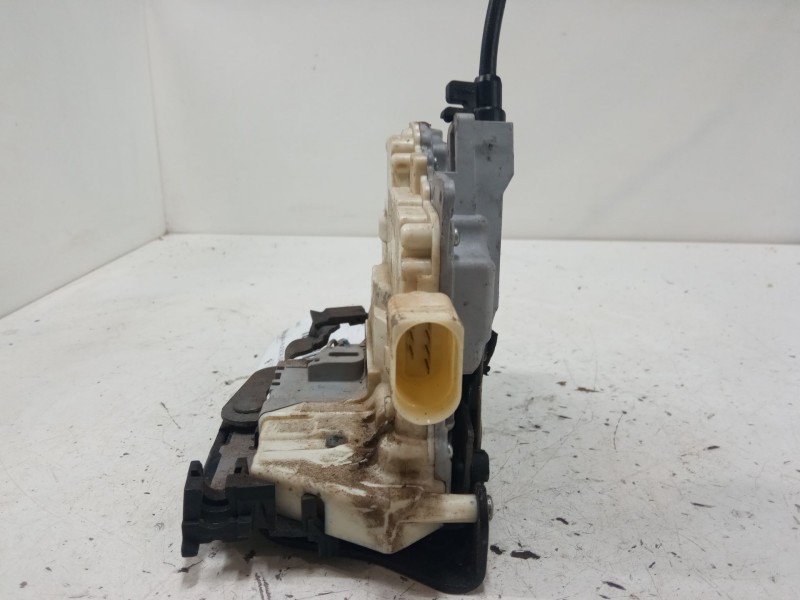 Recambio de cerradura puerta delantera derecha para seat leon (1p1) 1.9 tdi referencia OEM IAM JA61P1837016  