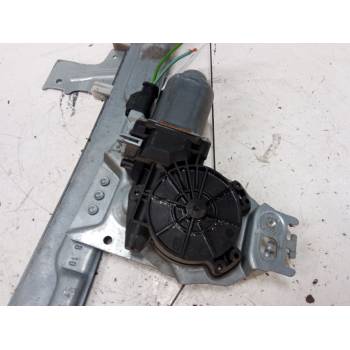 ELEVALUNAS ELECTRICO DERECHO 3P 