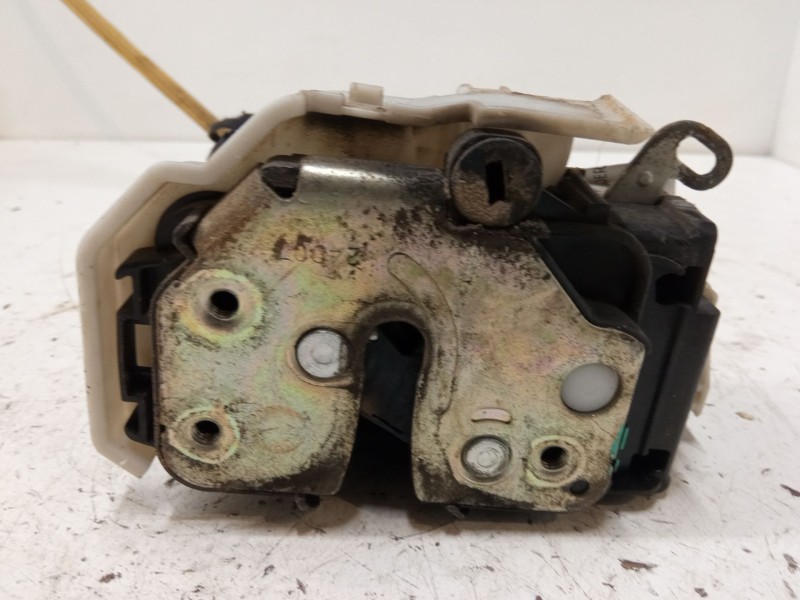 Recambio de cerradura puerta delantera derecha para fiat bravo ii (198_) 1.9 d multijet (198axb1a) referencia OEM IAM   