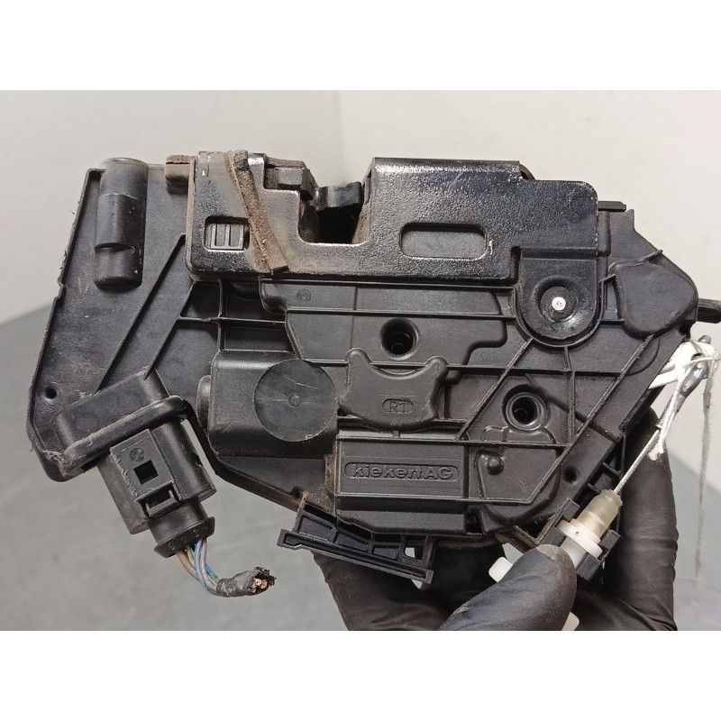 Recambio de cerradura puerta delantera derecha para seat ibiza iv sc (6j1, 6p5) 1.4 referencia OEM IAM 5N1837016A  