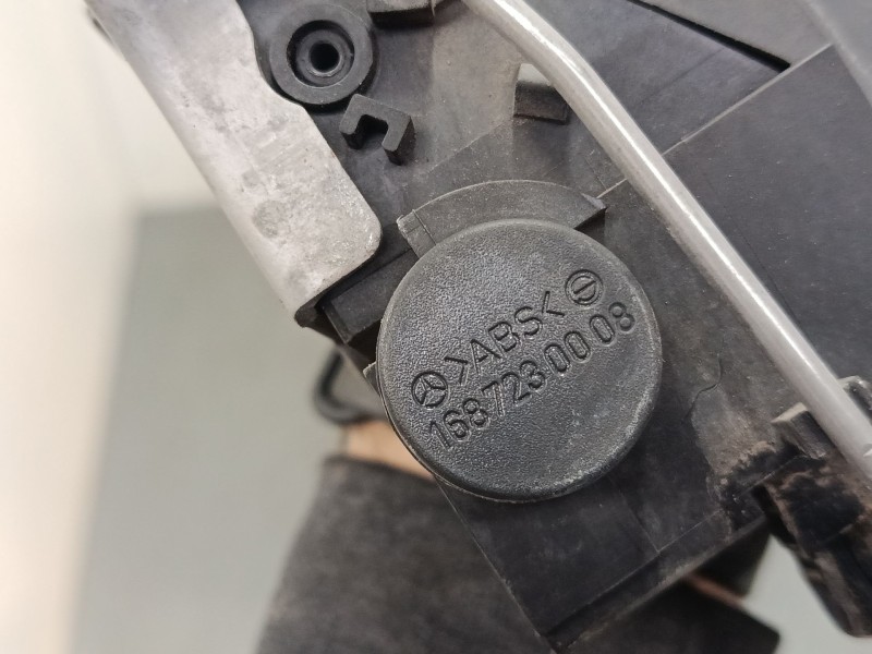 Recambio de cerradura puerta delantera derecha para mercedes-benz clase a (w168) a 190 (168.032, 168.132) referencia OEM IAM 168