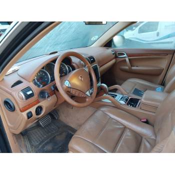 PORSCHE CAYENNE (9PA)