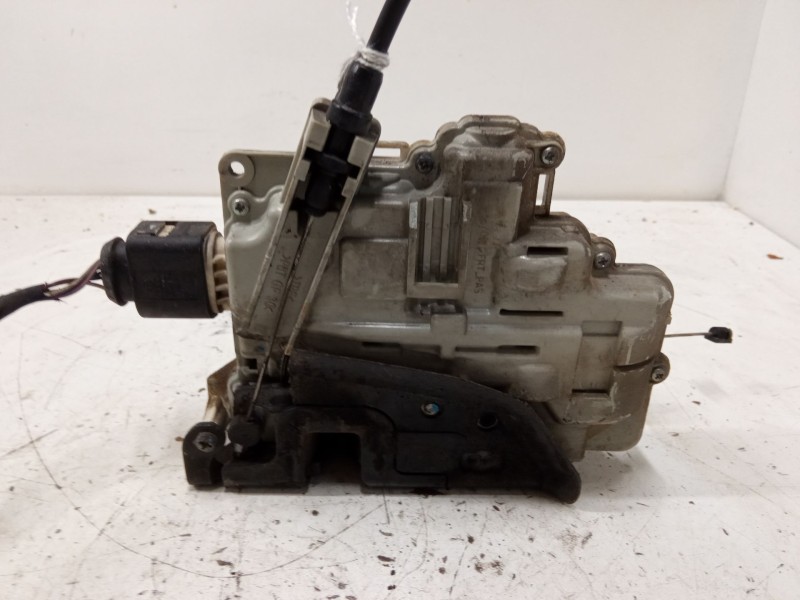 Recambio de cerradura puerta delantera derecha para seat altea xl (5p5, 5p8) 2.0 tdi 16v referencia OEM IAM   