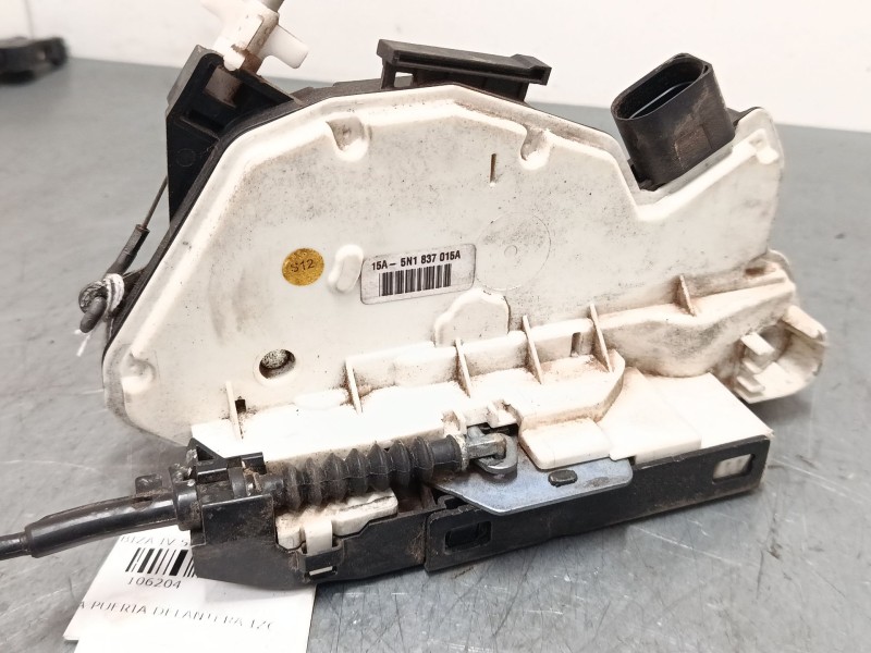 Recambio de cerradura puerta delantera izquierda para seat ibiza iv sc (6j1, 6p5) 1.4 referencia OEM IAM 5N837015A  