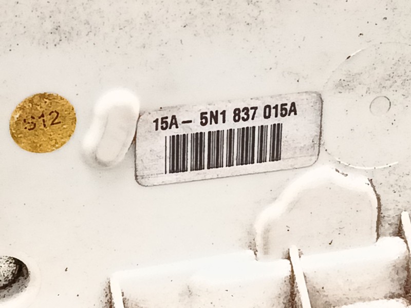 Recambio de cerradura puerta delantera izquierda para seat ibiza iv sc (6j1, 6p5) 1.4 referencia OEM IAM 5N837015A  