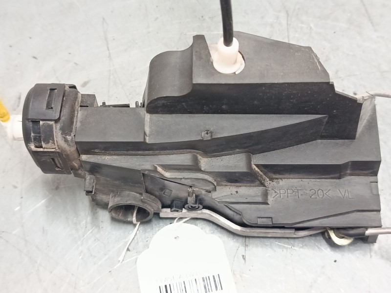 Recambio de cerradura puerta delantera izquierda para mercedes-benz clase a (w168) a 190 (168.032, 168.132) referencia OEM IAM A