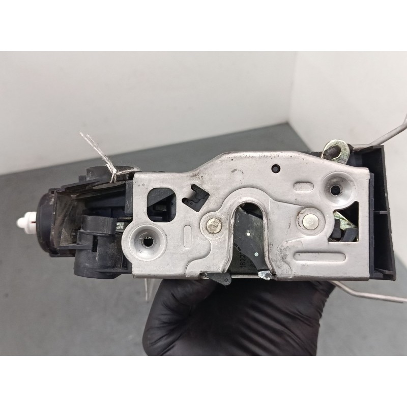 Recambio de cerradura puerta delantera izquierda para mercedes-benz clase a (w168) a 190 (168.032, 168.132) referencia OEM IAM A