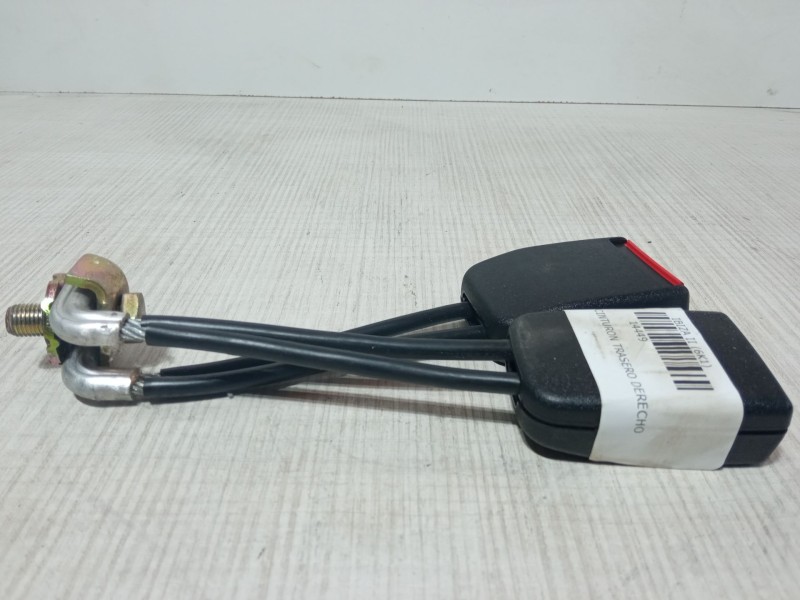 Recambio de anclaje cinturon trasero derecho para seat ibiza ii (6k1) 1.4 16v referencia OEM IAM   