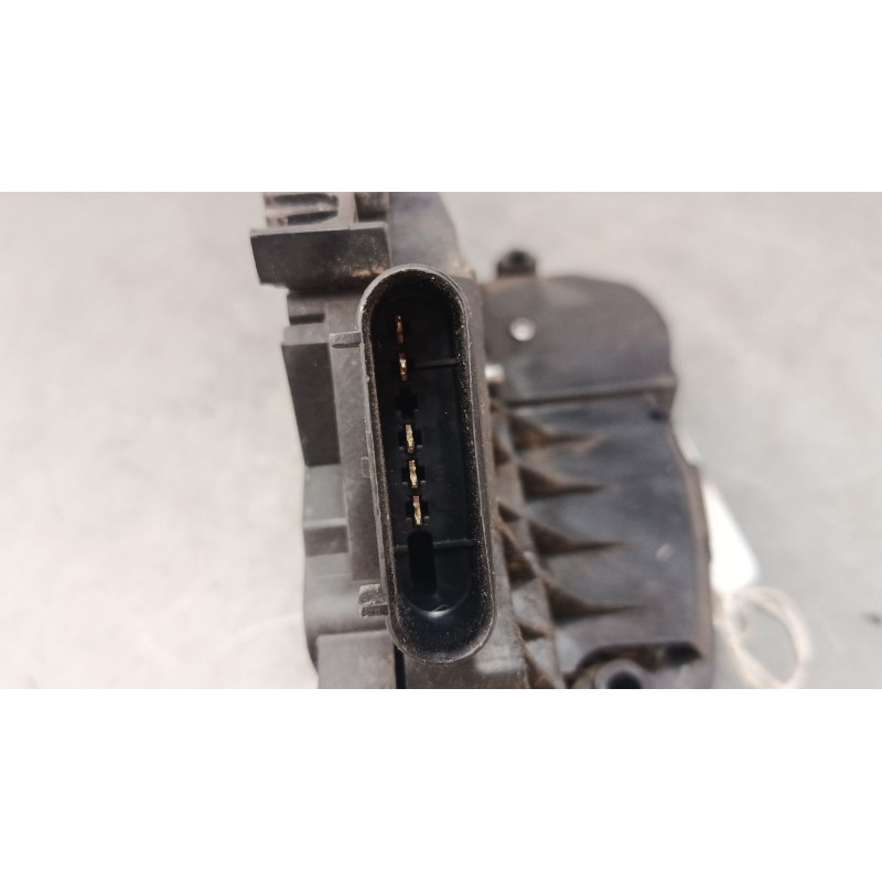 Recambio de cerradura puerta delantera izquierda para ford fiesta vi (cb1, ccn) 1.4 tdci referencia OEM IAM A21813AF  