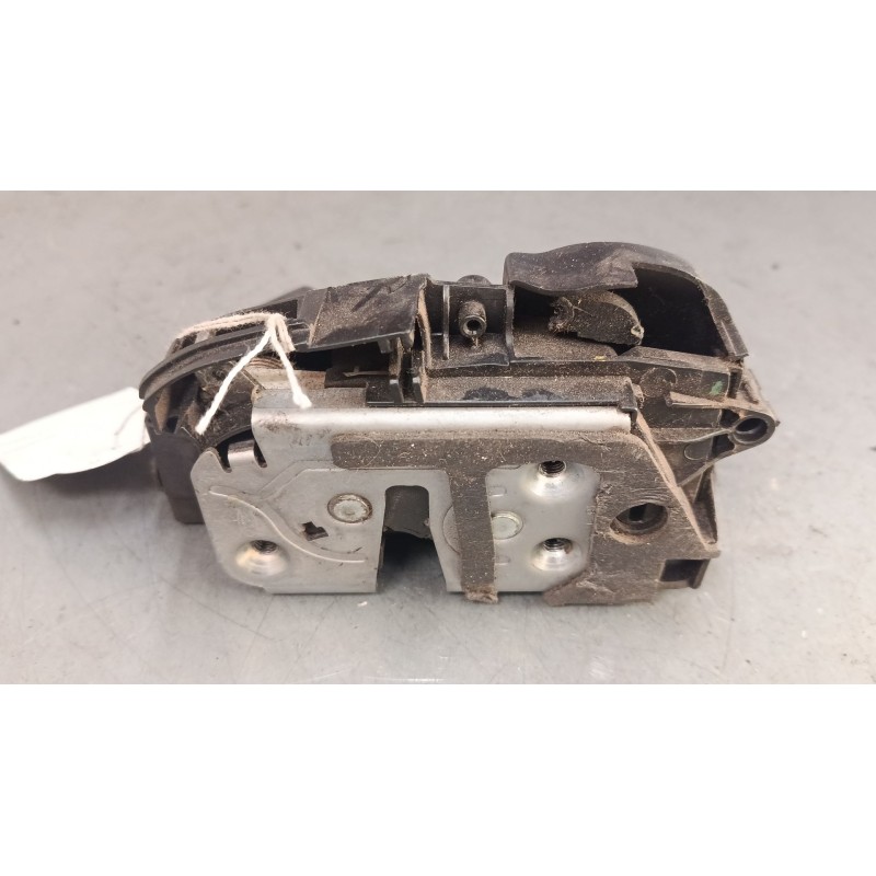 Recambio de cerradura puerta delantera izquierda para ford fiesta vi (cb1, ccn) 1.4 tdci referencia OEM IAM A21813AF  