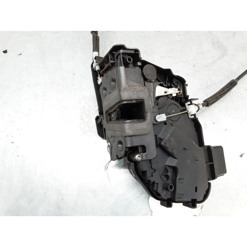 Recambio de cerradura puerta delantera izquierda para land rover discovery iii (l319) 2.7 td 4x4 referencia OEM IAM AO48317  