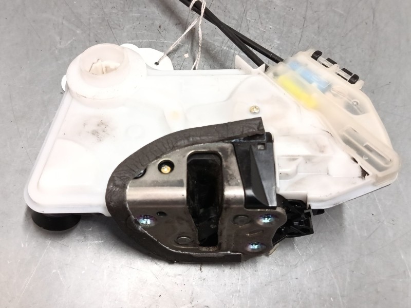 Recambio de cerradura puerta delantera izquierda para peugeot 108 1.2 referencia OEM IAM   