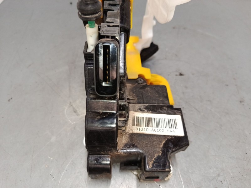 Recambio de cerradura puerta delantera izquierda para hyundai i30 (gd) 1.4 crdi referencia OEM IAM 81310A6100  