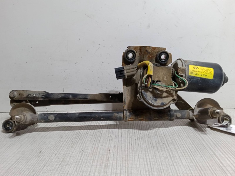 Recambio de motor limpia delantero para hyundai getz (tb) 1.1 referencia OEM IAM 981001C100  