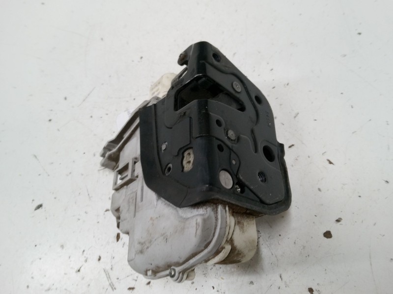 Recambio de cerradura puerta delantera izquierda para audi a3 (8p1) 2.0 tdi 16v referencia OEM IAM JA64F1837015  