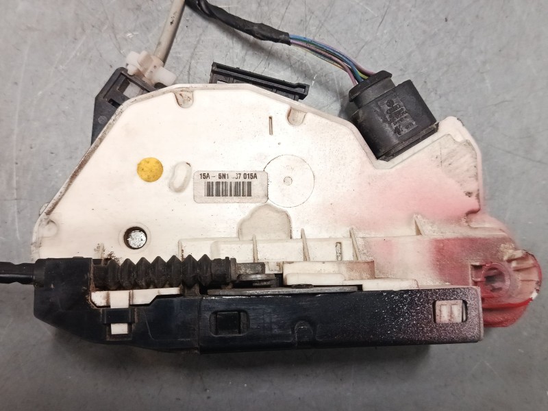 Recambio de cerradura puerta delantera izquierda para seat ibiza iv sc (6j1, 6p5) 1.9 tdi referencia OEM IAM 15A5N1837015A  