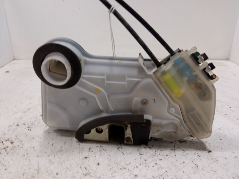 Recambio de cerradura puerta delantera izquierda para peugeot 108 1.2 referencia OEM IAM   