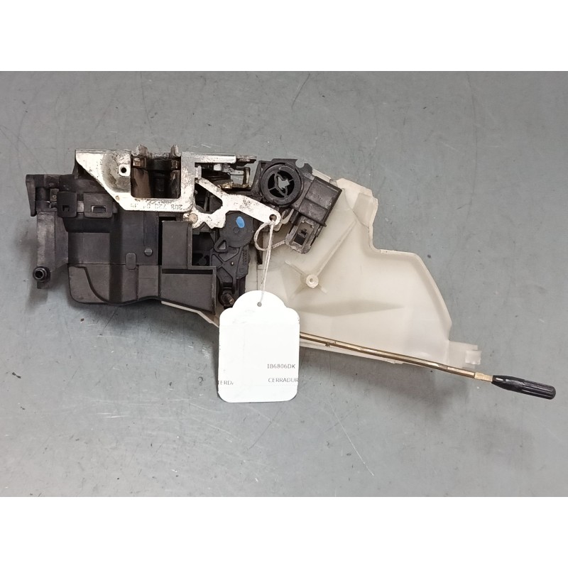 Recambio de cerradura puerta delantera izquierda para mercedes-benz clk (c208) clk 320 (208.365) referencia OEM IAM 40531115008 