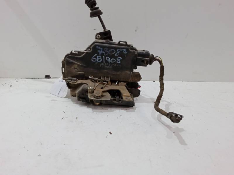 CERRADURA PUERTA DELANTERA DERECHA 